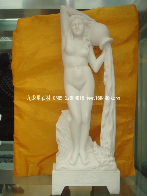汉白玉西方裸女雕塑1