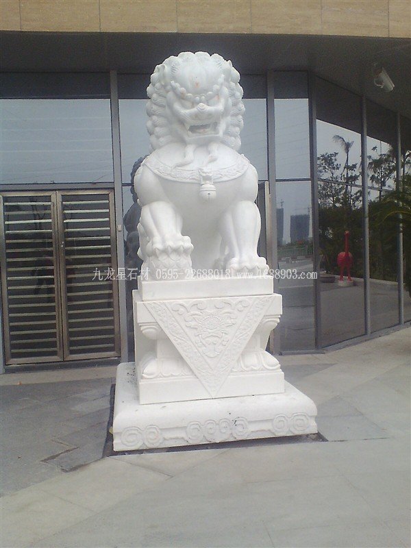 北京房山汉白玉石狮子1