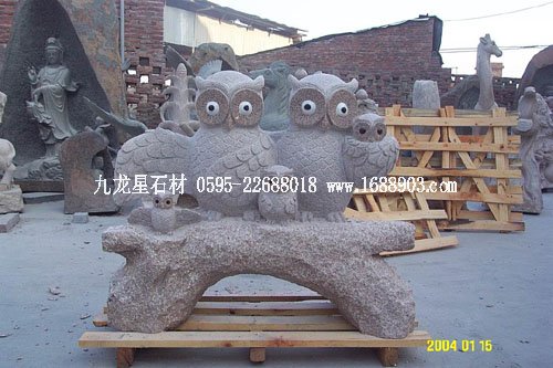 石雕猫头鹰
