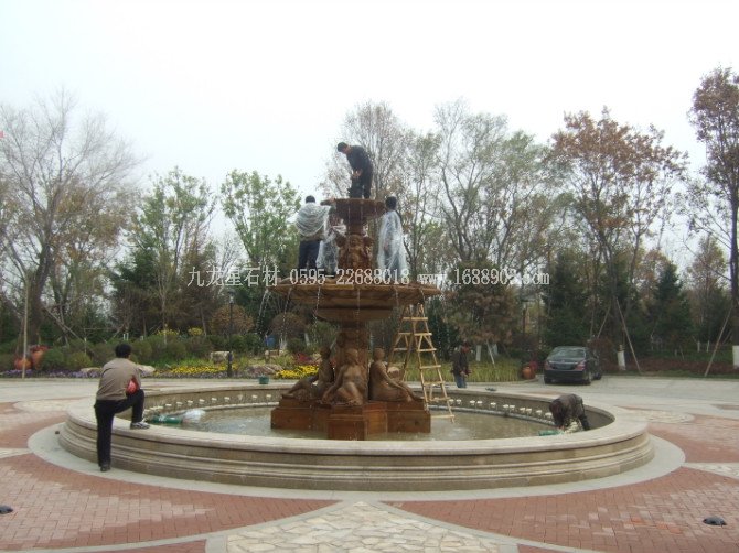 广场石雕喷泉1