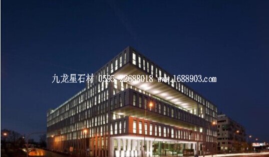 石材与玻璃的美丽邂逅