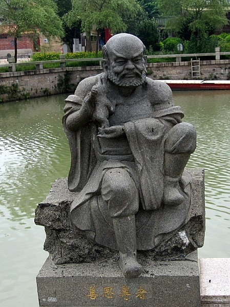 石雕人物脸部雕刻处理技巧
